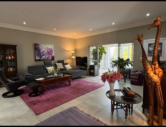 4 BEDROOM HOUSE FOR SALE IN WATERKLOOF